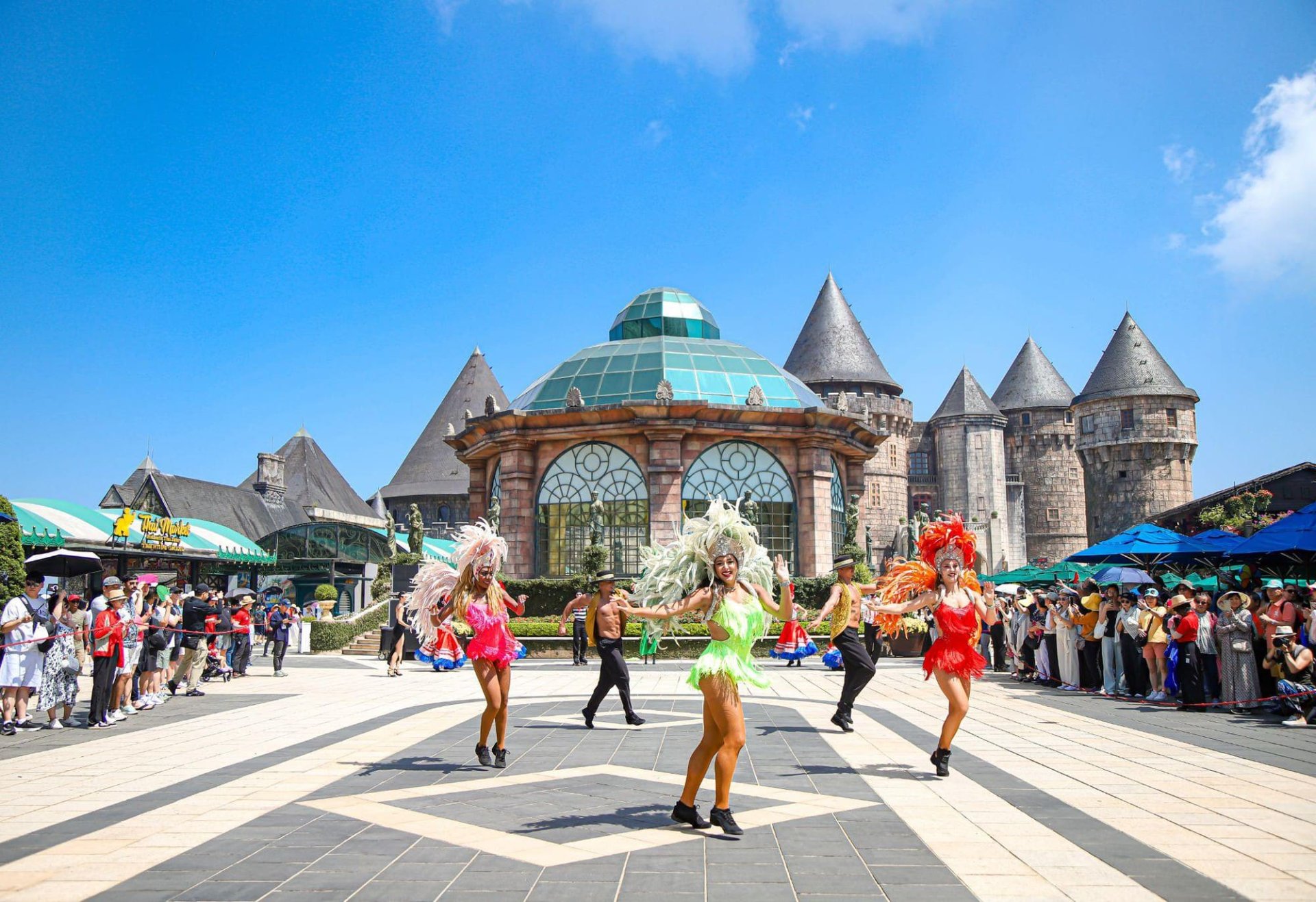 Đà Nẵng trở thành điểm đến hấp dẫn mùa lễ hội 30/4-1/5.