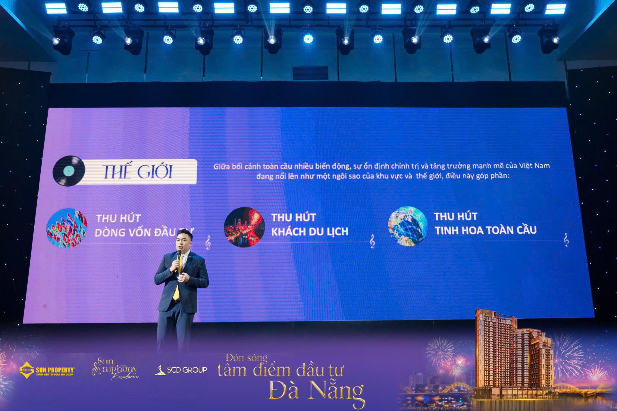 Đại diện chủ đầu tư chia sẻ về dự án. Ảnh: Ánh Dương.
